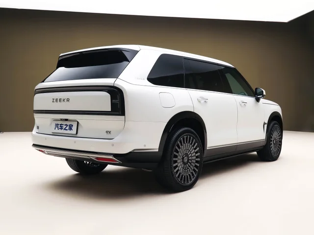 ZEEKR 9X · exterior · 2026 Ultra 55kWh 5-seat