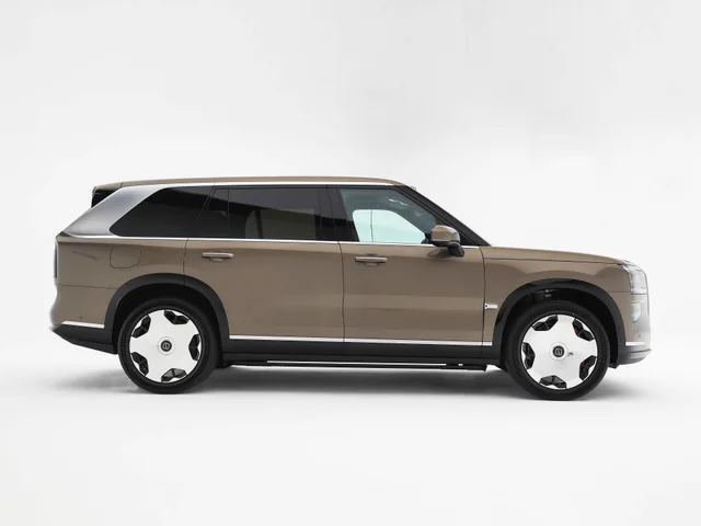 ZEEKR 9X · exterior · 2026 Ultra 55kWh 5-seat